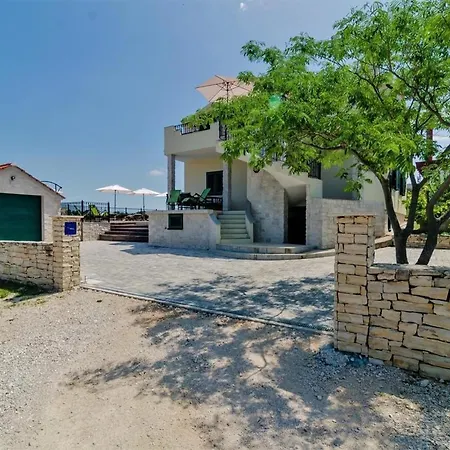 Luce - Pool And View Apartment Novigrad (Dalmatia)