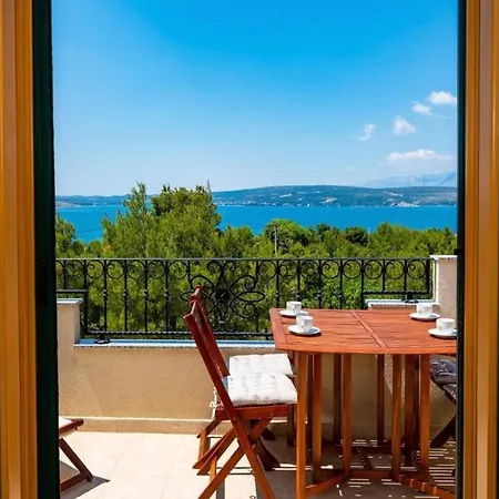 Luce - Pool And View Novigrad (Dalmatia)